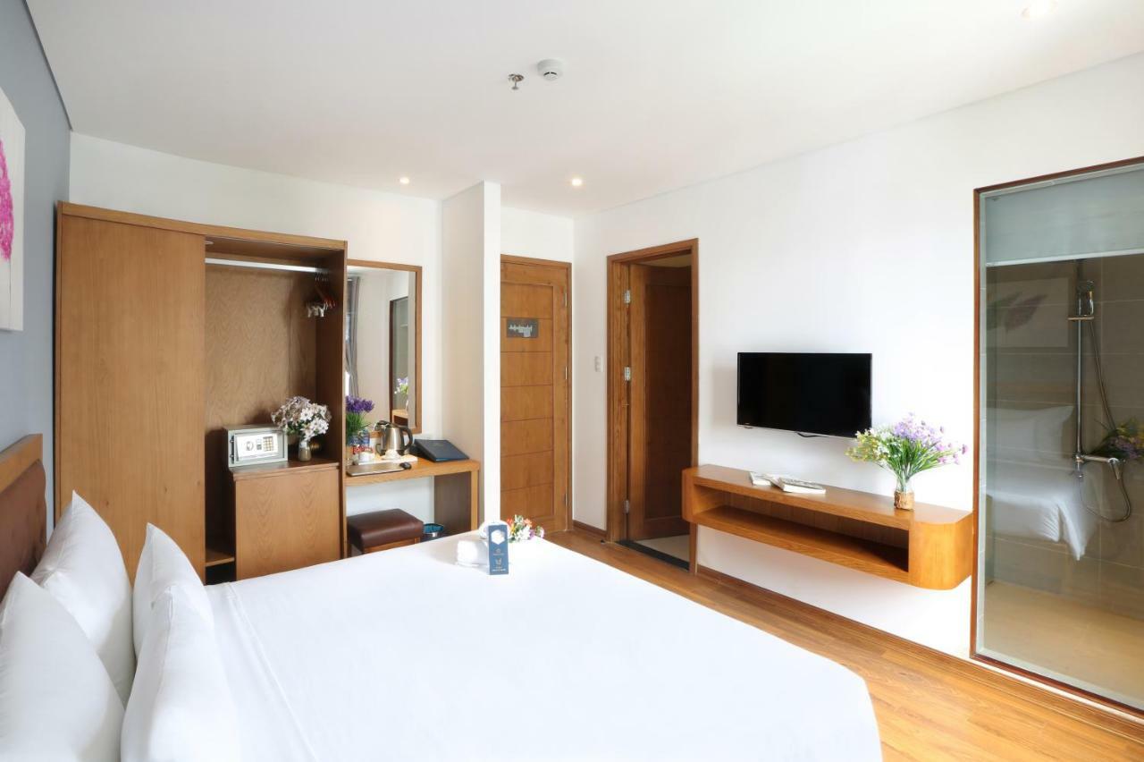 Clivia Hotel & Suite Дананг Экстерьер фото